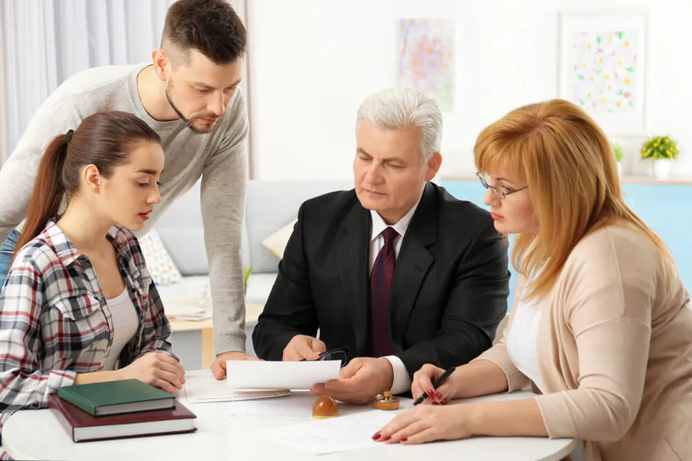 Entenda como funciona a sucessão nas empresas familiares