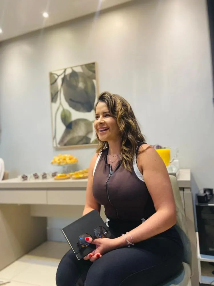 Fernanda Arcanjo palestra sobre resiliência