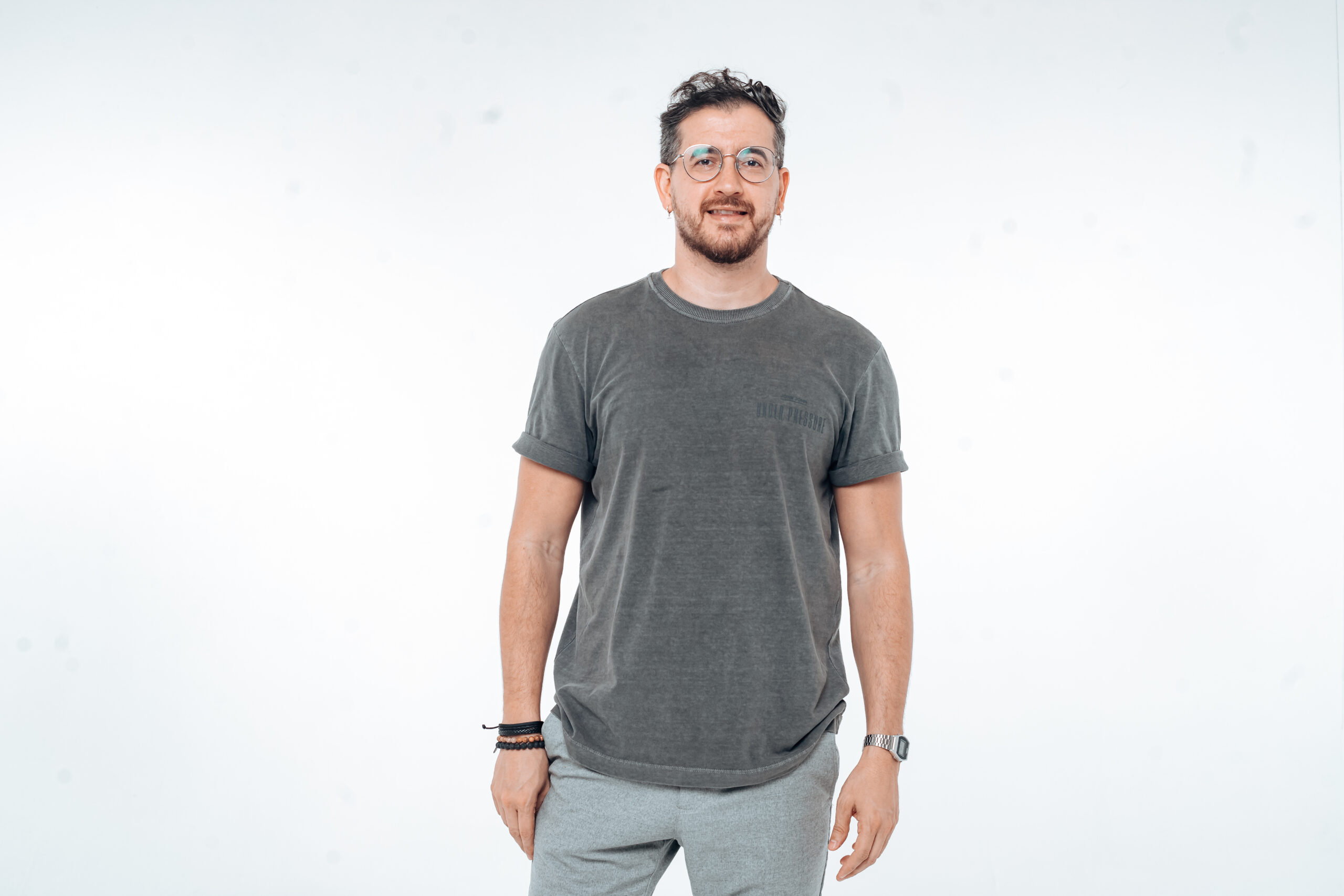 Afonso Padilha apresenta novo show solo de stand up em Goiânia
