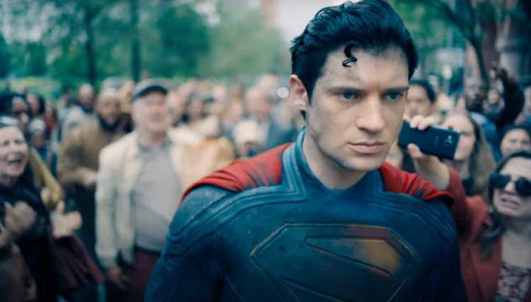 Superman estreia no cinema do Aparecida Shopping