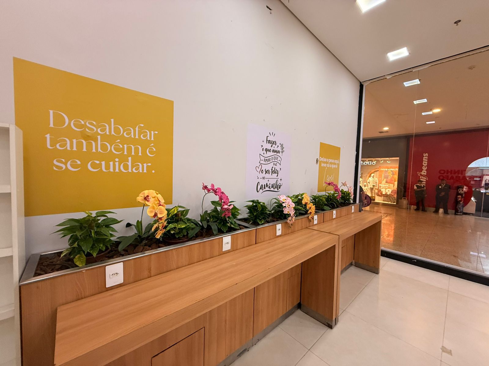 Aparecida Shopping abre espaço de acolhimento no Setembro Amarelo com o “Cantinho do Desabafo”