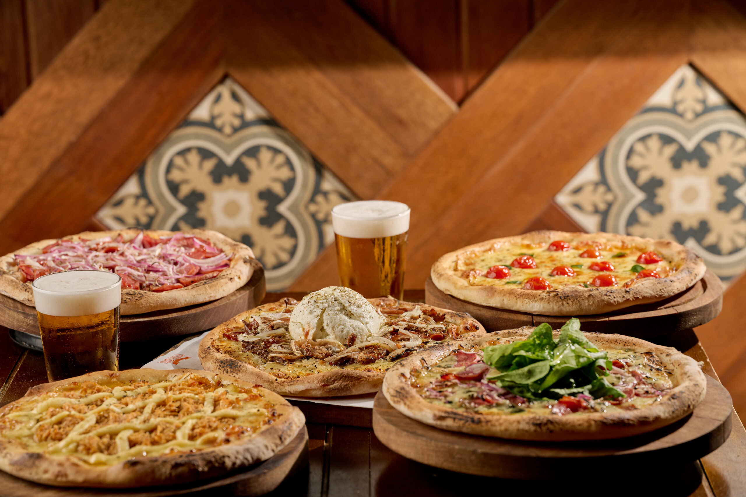 [Aguçando Paladar] Tatu Bola Goiânia anuncia novidades no cardápio e aposta em versões artesanais de sanduíches e pizzas