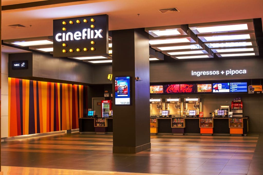 Promoção de pipoca por R$ 10 e sessões especiais movimentam semana de cinema no Aparecida Shopping