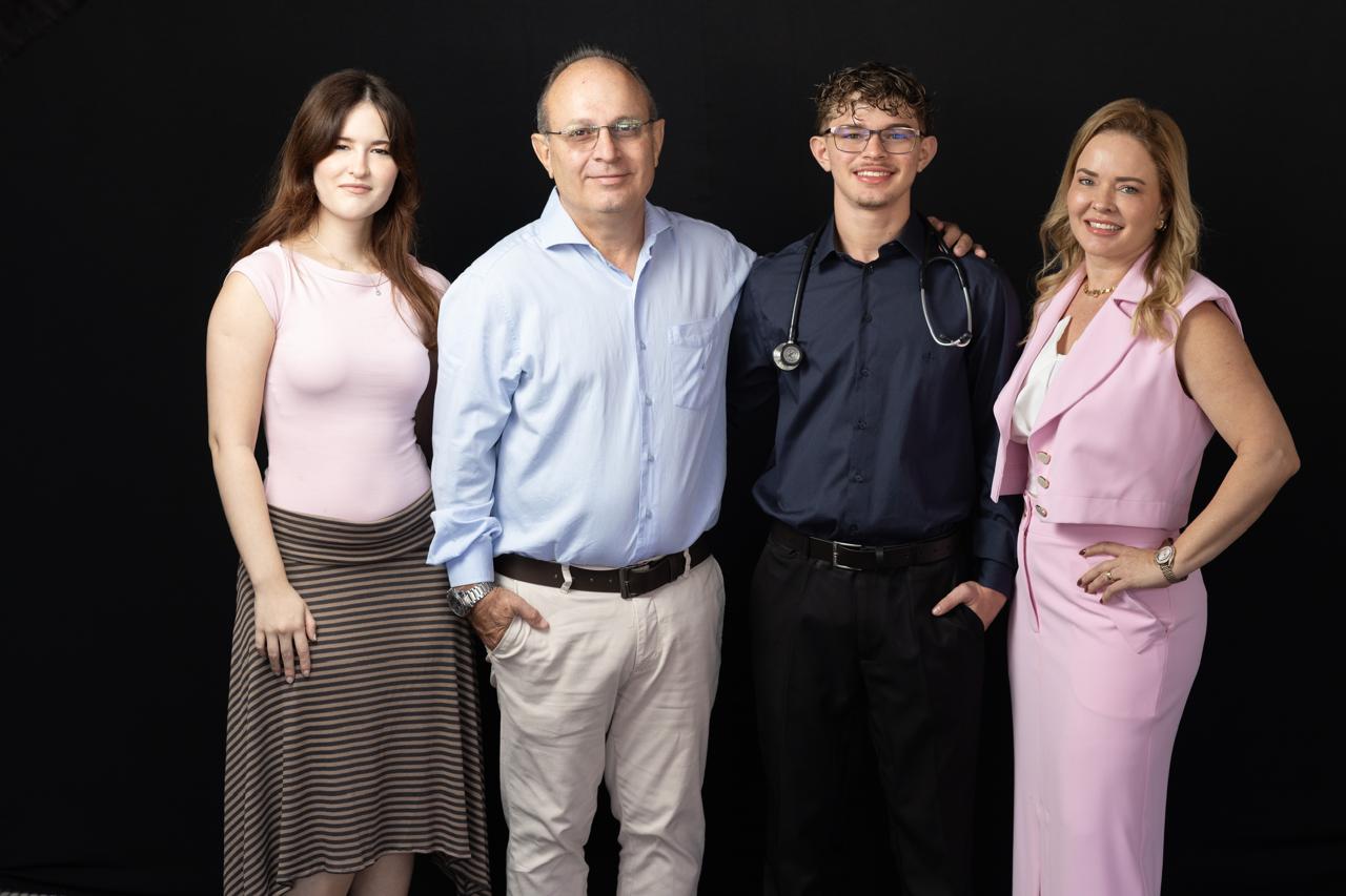 Mães que empreendem: biomédica transforma R$ 1.100 em clínica e revela desafios de empreender