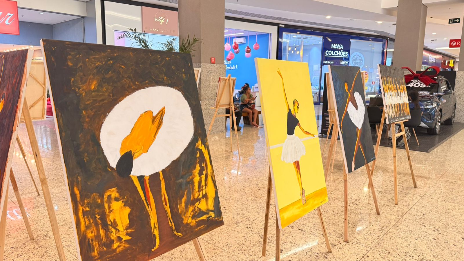 Shopping em Aparecida de Goiânia recebe exposição gratuita do artista aparecidense W. Bonnardiny que une arte e música clássica