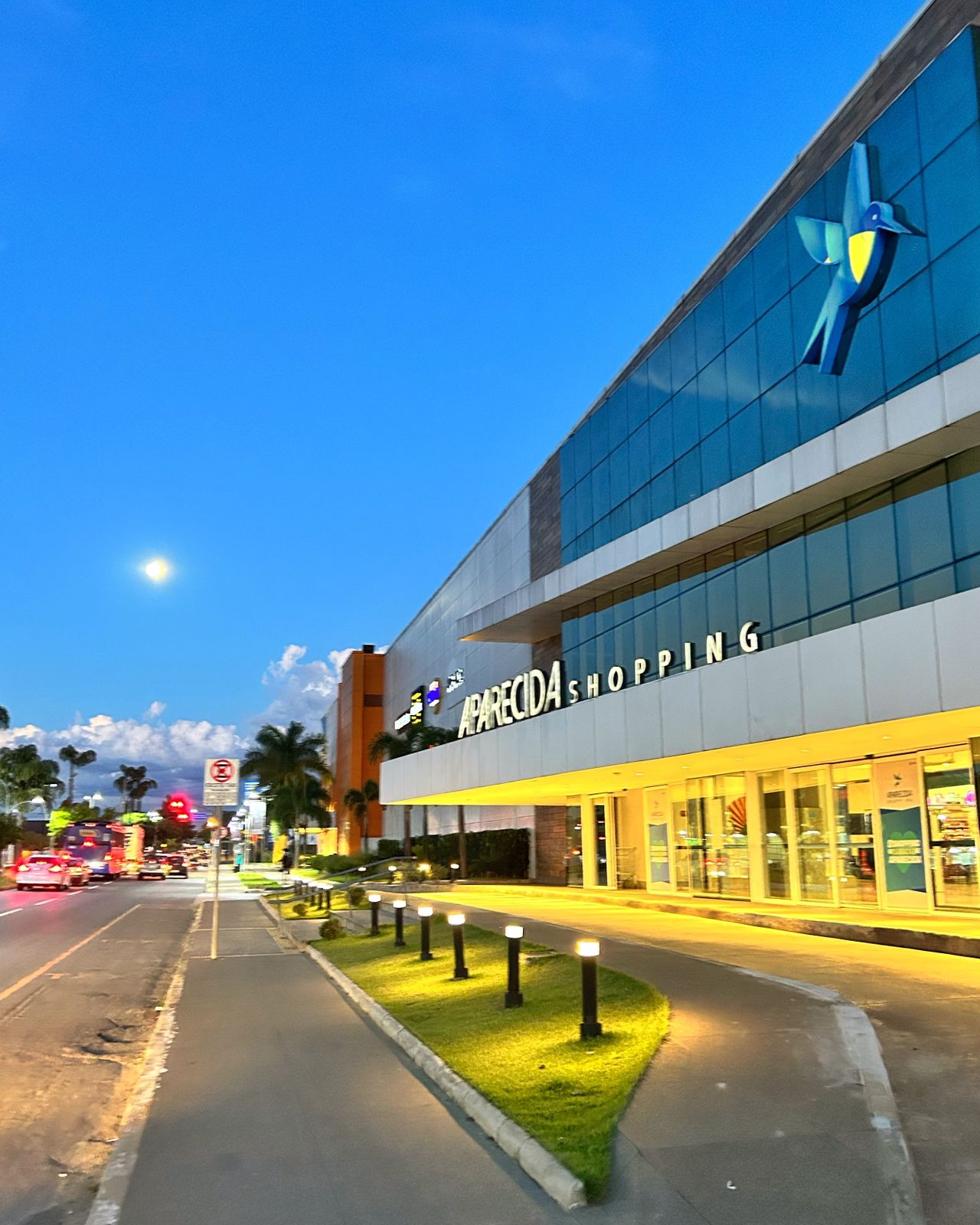 Shopping em Aparecida transmite Brasil x Escócia e convida torcedores para viverem a emoção da Copa