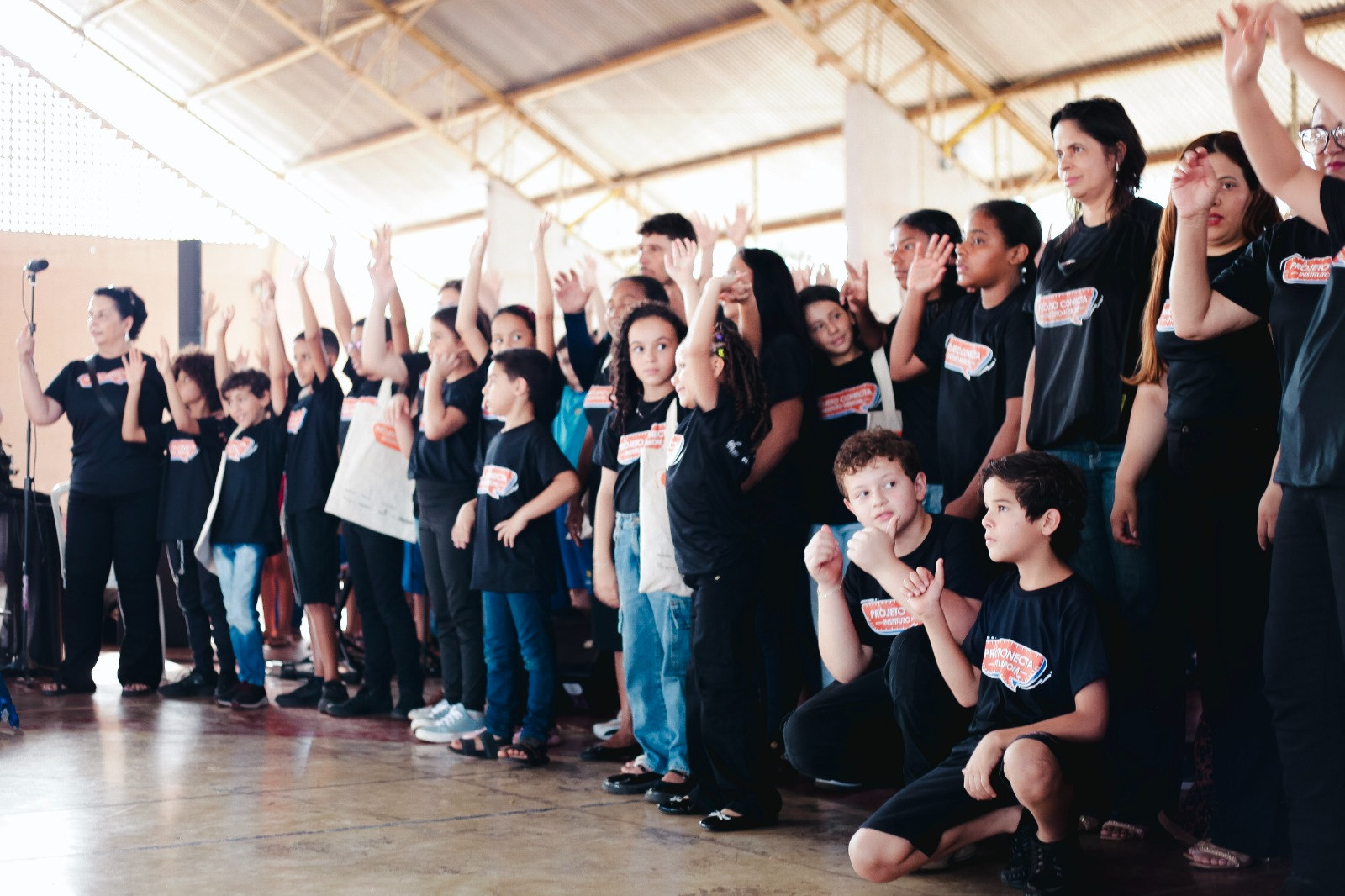 Projeto Conecta encerra ciclo com espetáculo gratuito e celebra transformação de mais de 200 participantes em Aparecida de Goiânia