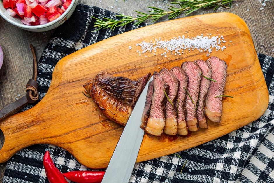 (Aguçando Paladar) Copa do Mundo pode aquecer consumo de carne bovina e sustentar preço da arroba no Brasil