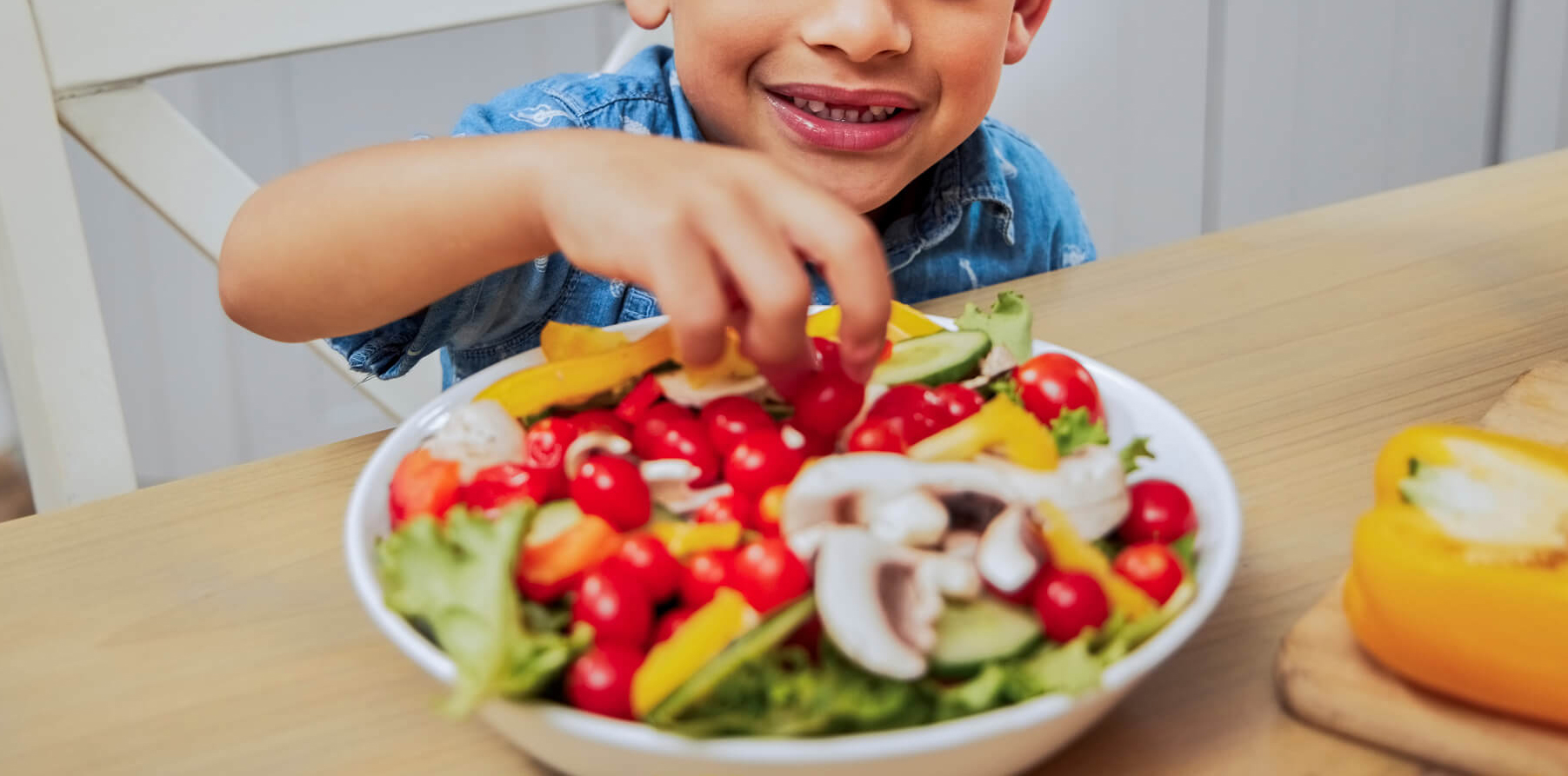 OMS recomenda alimentação e exercícios em vez de canetas emagrecedoras para crianças com obesidade 